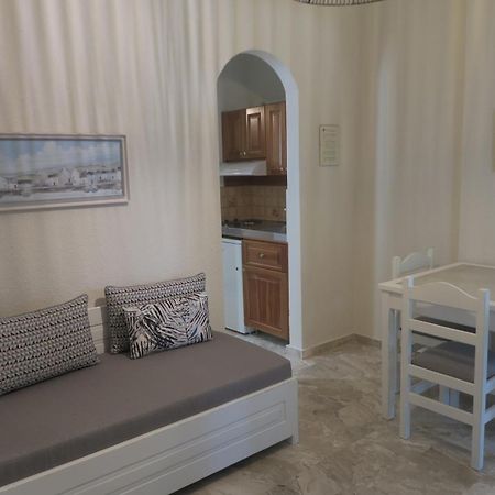 Maria Suites Platanés Quarto foto